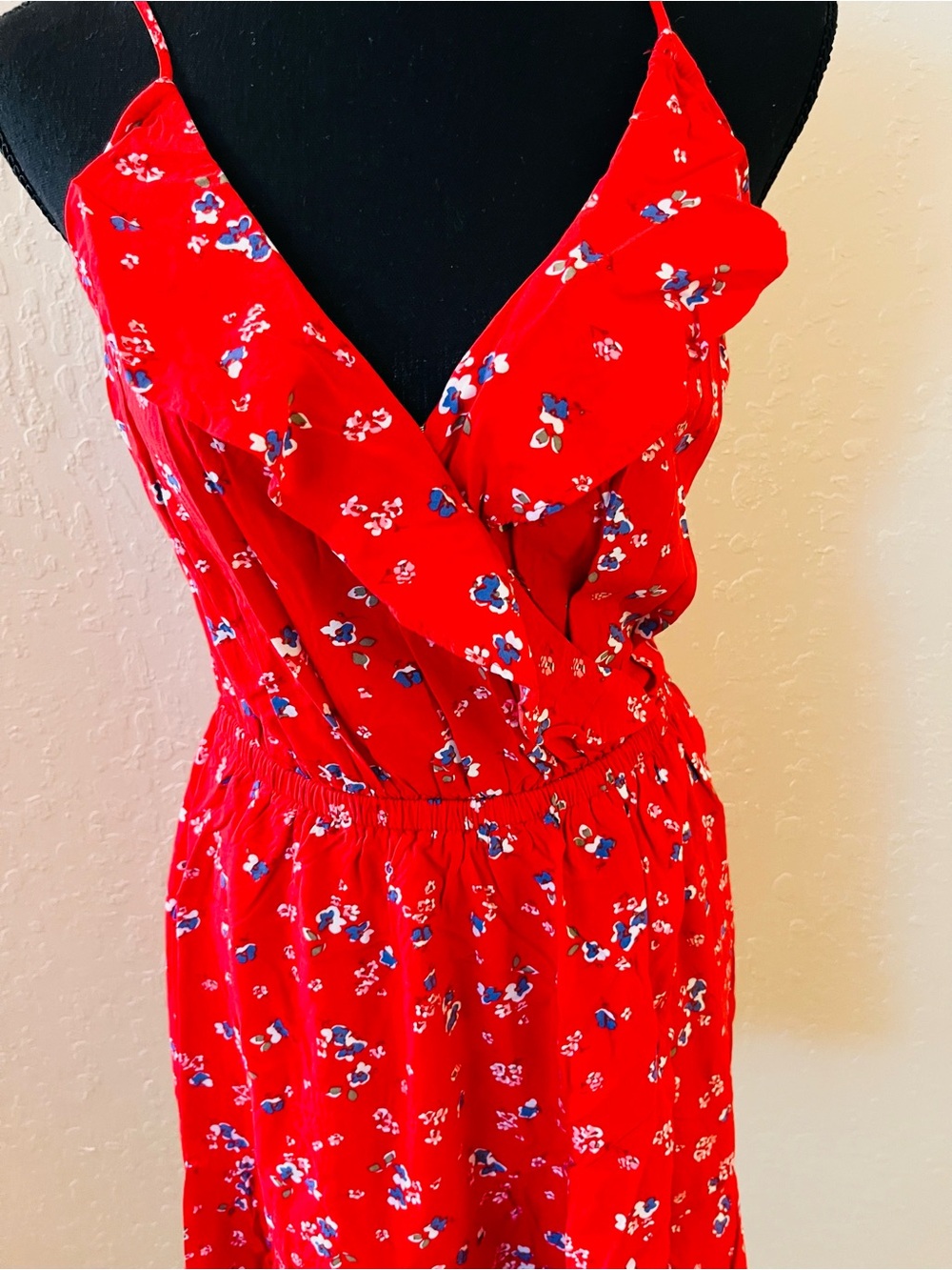 Express Red Floral Ruffle Mini Dress - Picture 3 of 9